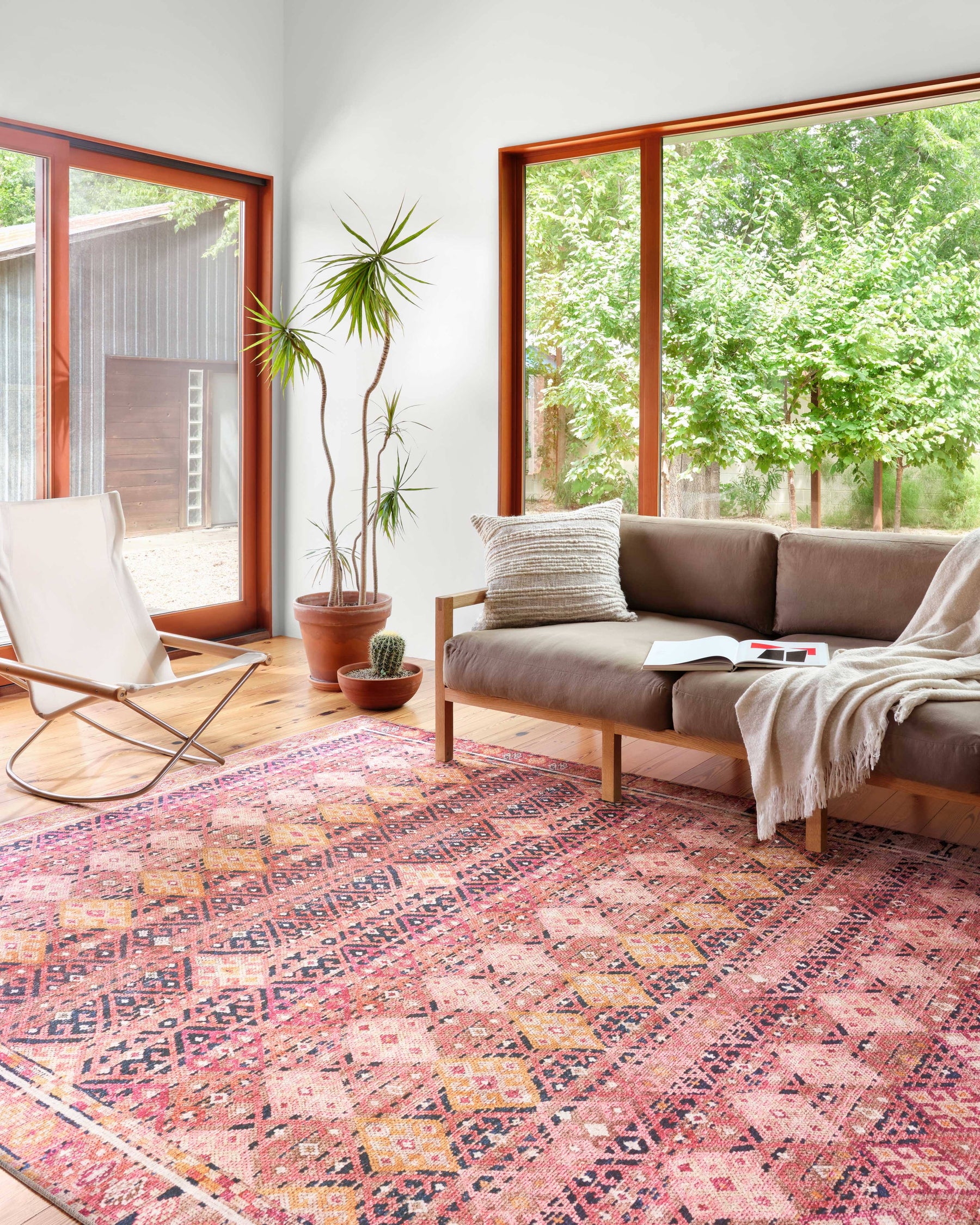 Loloi II Layla LAY-15 Magenta / Multi Area Rug - 7'-6" x 9'-6" - Product image 1